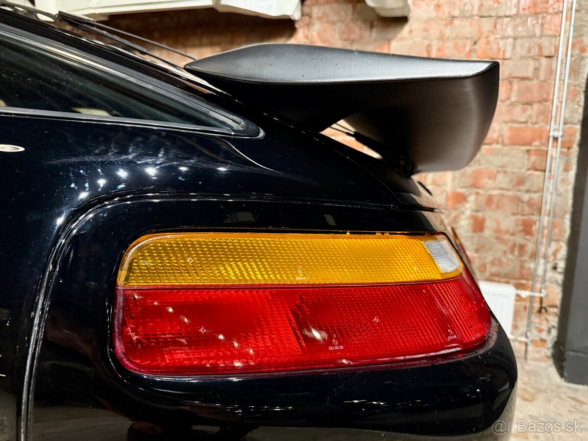 PORSCHE 928 S4 - 9