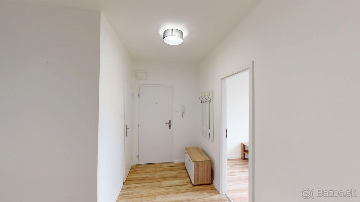 PINK Reality - Prenájom 2-izbového bytu po kompletnej rekonš - 9