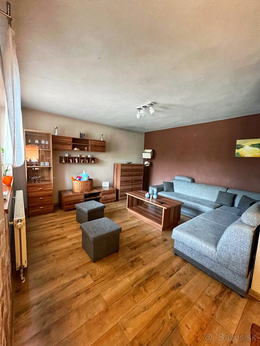 Krásny Rodinný dom Ivachnová - 9