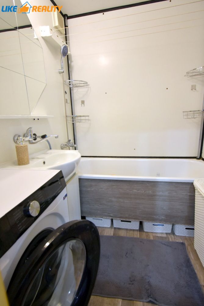 Udržiavaný 3-izb byt s parkovaním v Záturčí / cca 77M2/ - 9