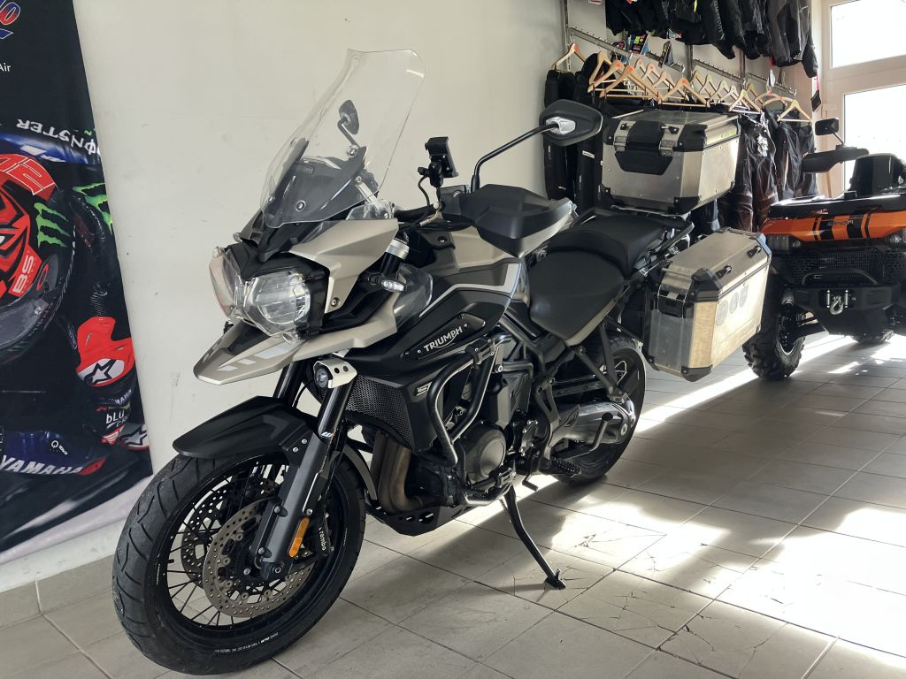 Triumph Tiger 1200 Desert - 9
