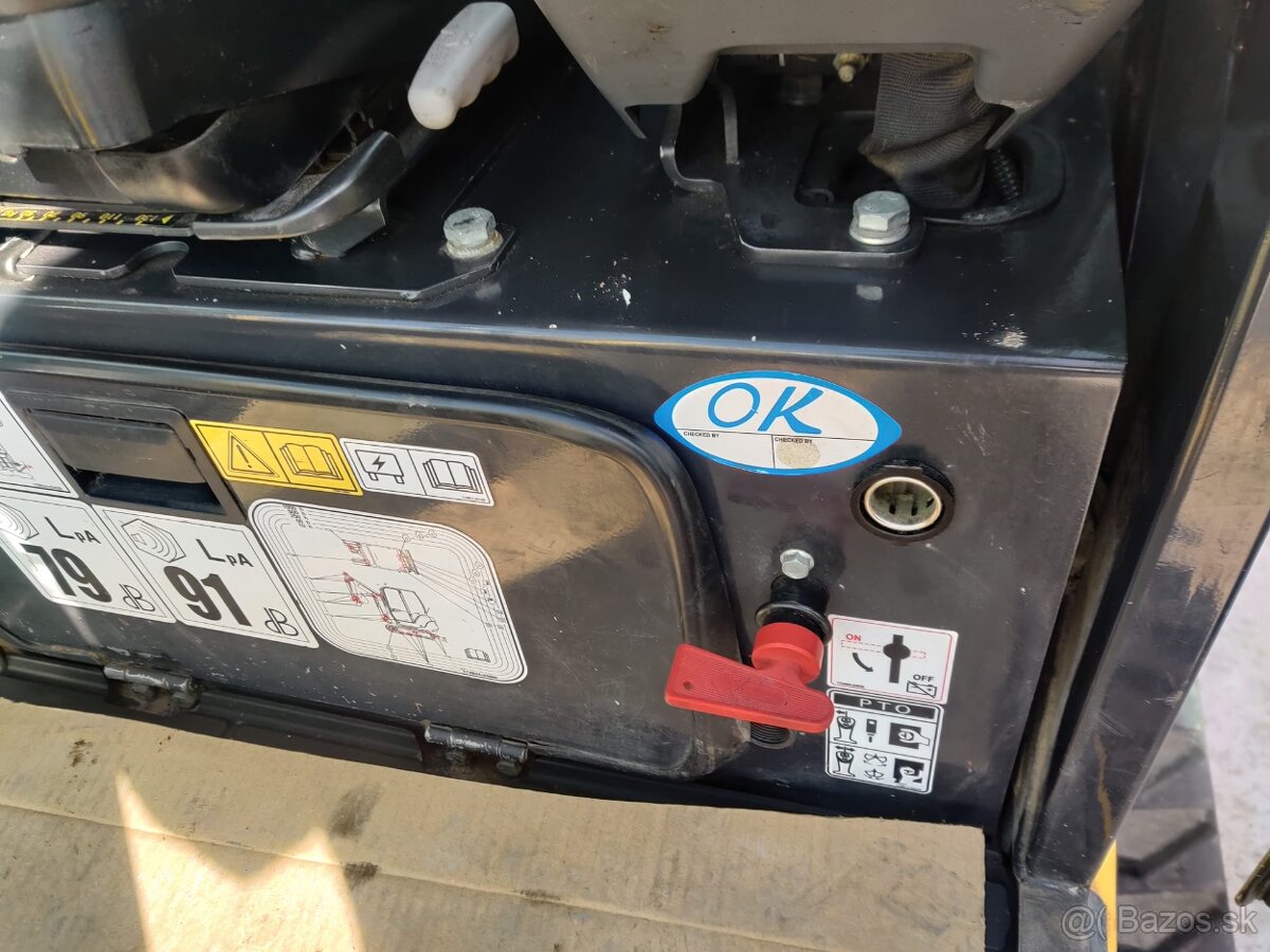 Pásový minibagr YANMAR SV 18 - 9