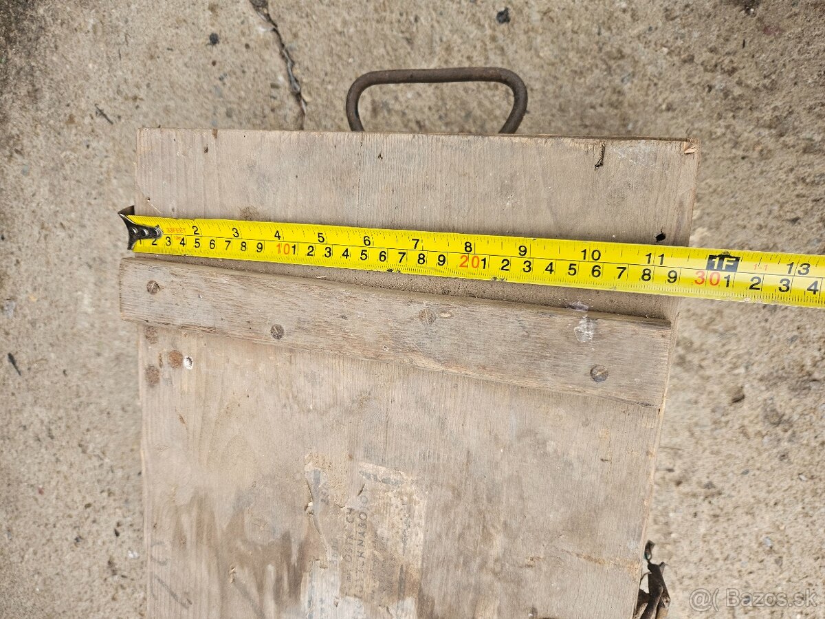 Vojenska drevena krabica bedňa 8. - 9