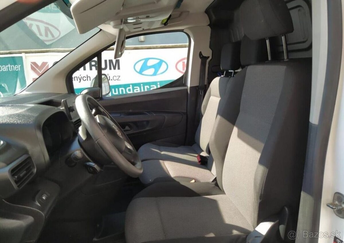 Toyota Proace 1.5-75kw-MOD.INTERIÉR - 9