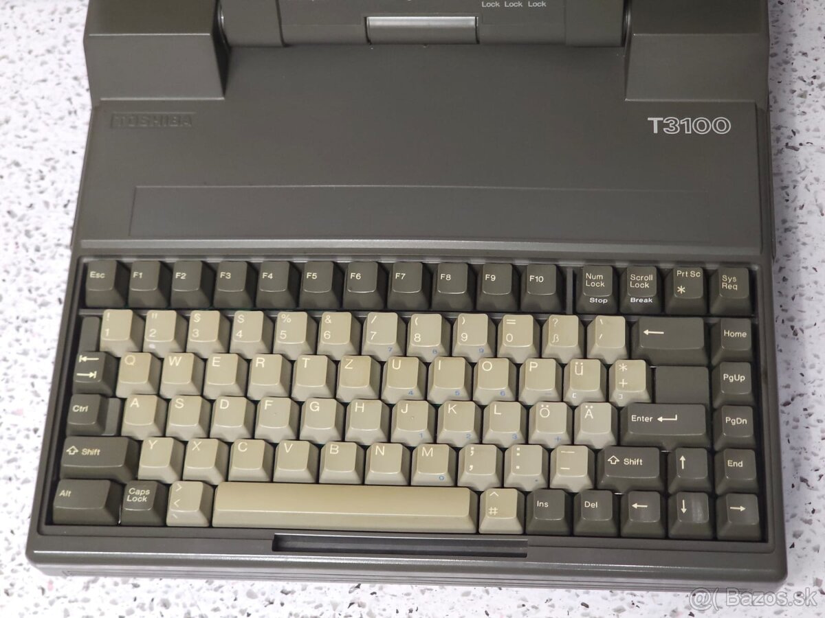 RETRO LAPTOP 》 TOSHIBA T3100 》HISTORICKÝ NOTEBOOK - 9