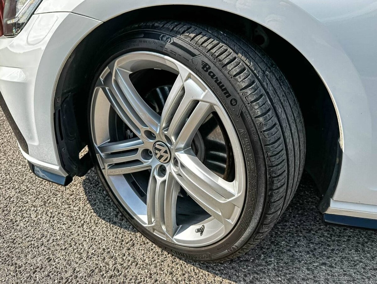 Volkswagen Golf 7 R 2.0 TSI BMT R 4MOTION - 9