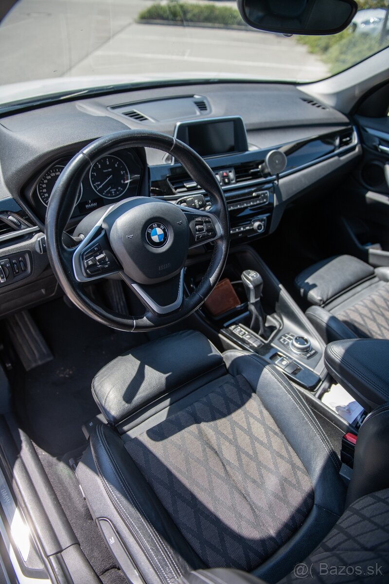 BMW X1 sDrive 2017 A/T - 9