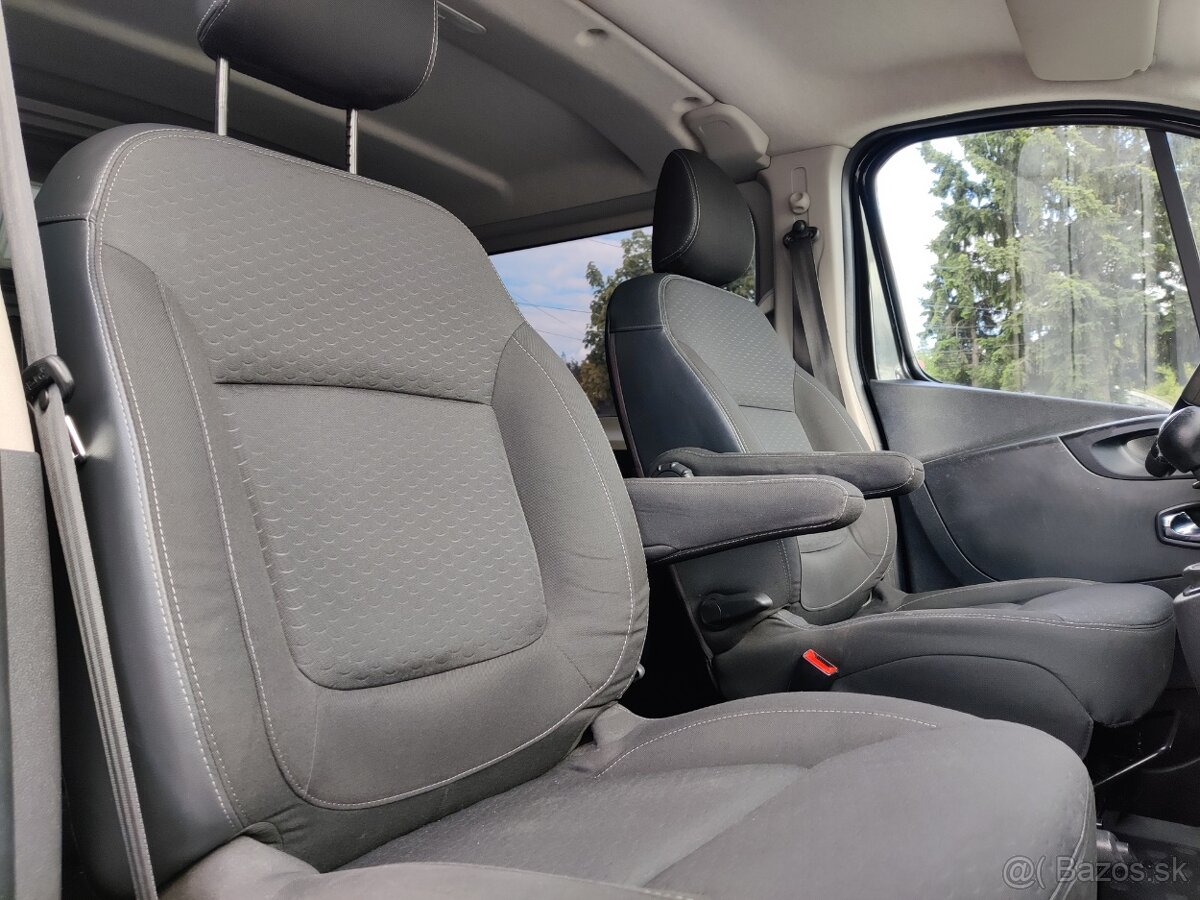 Opel Vivaro - 9