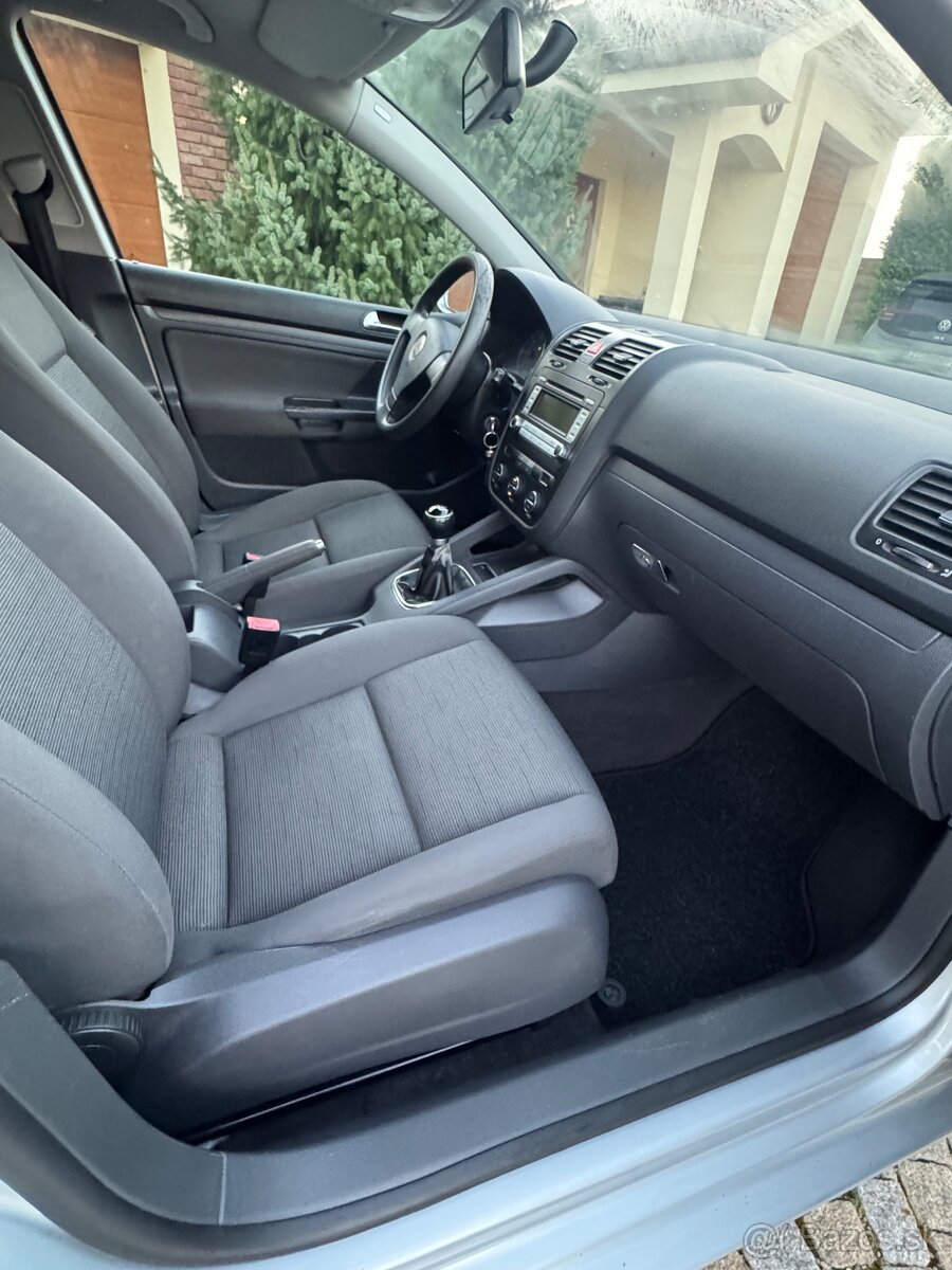 Volkswagen Golf 5 2006 1.9TDI - 9