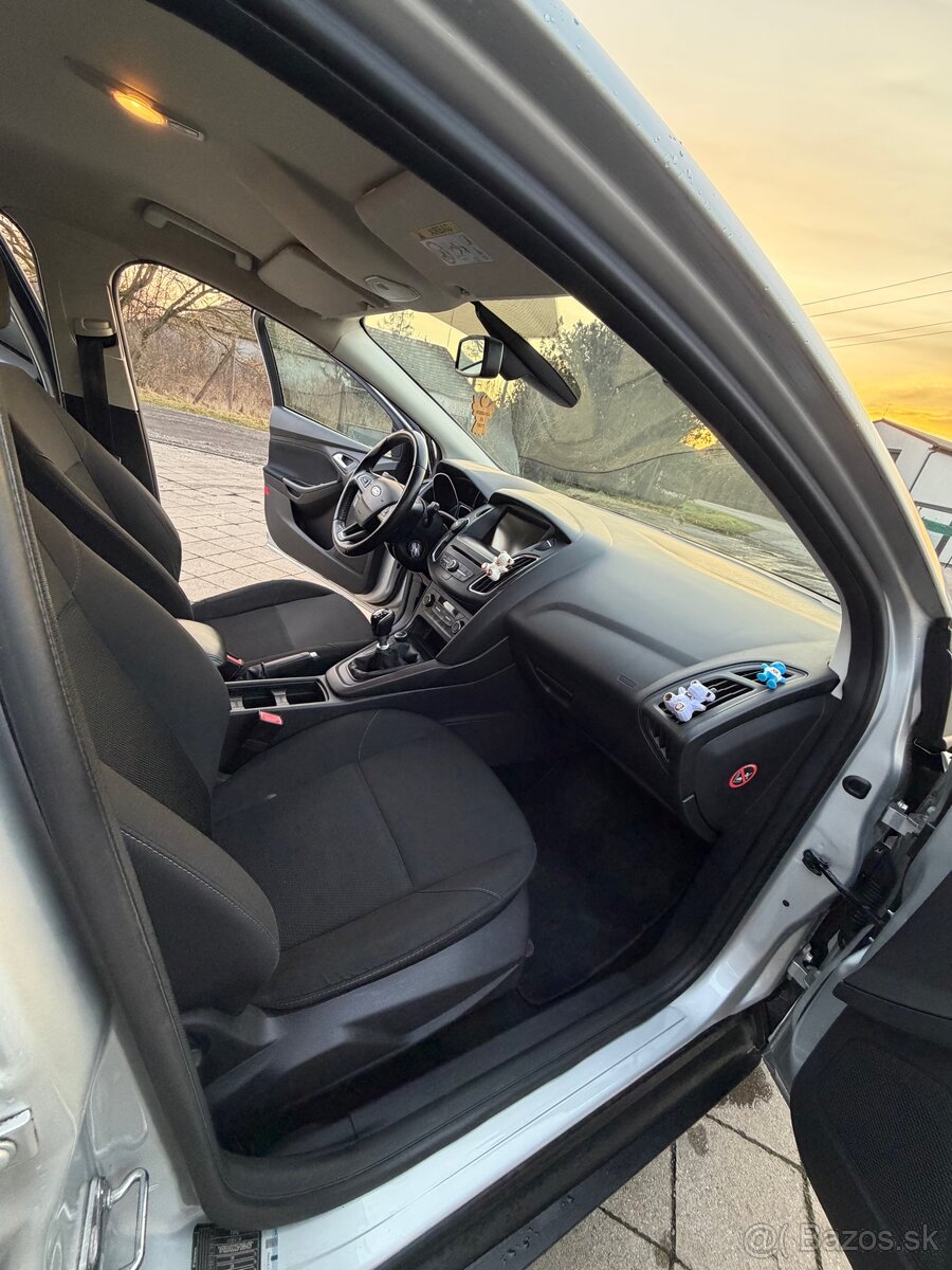 Ford Focus 1.5 TDCi 77 kW - 9