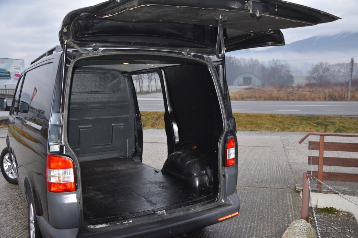 Volkswagen T5 Transporter- ODPOČET DPH - 9