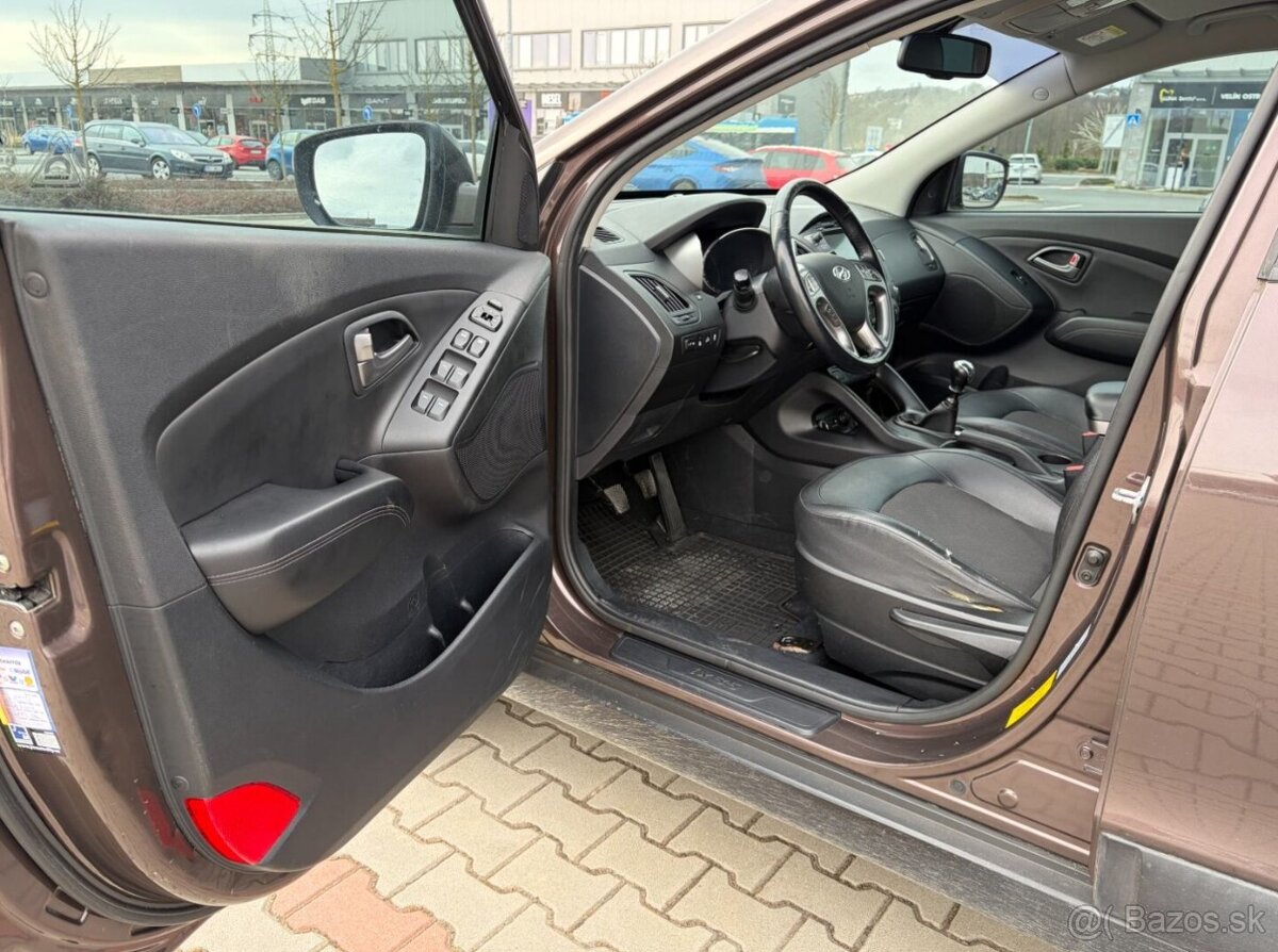 Hyundai IX35 2.0 CRDi 100kw 4x4 ČR DPH - 9
