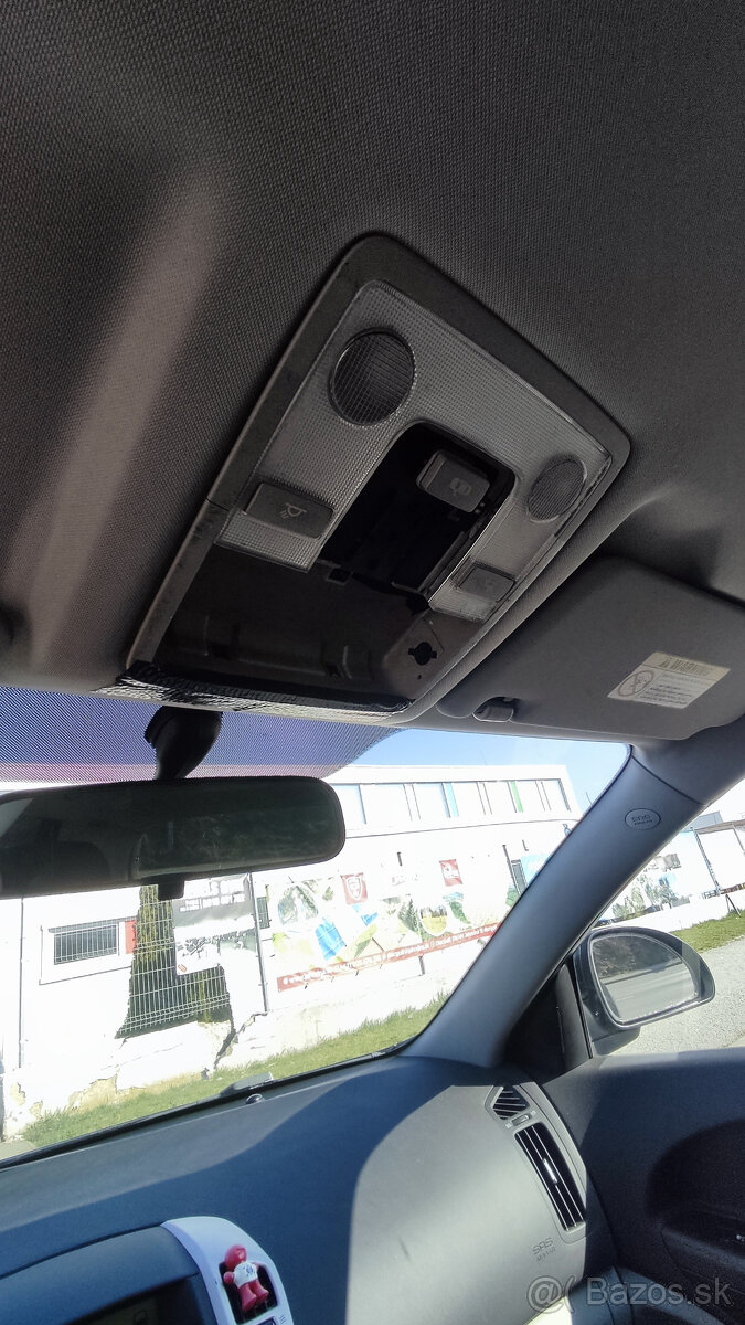 Predám Kia Ceed 1.6 benzín / LPG - 9