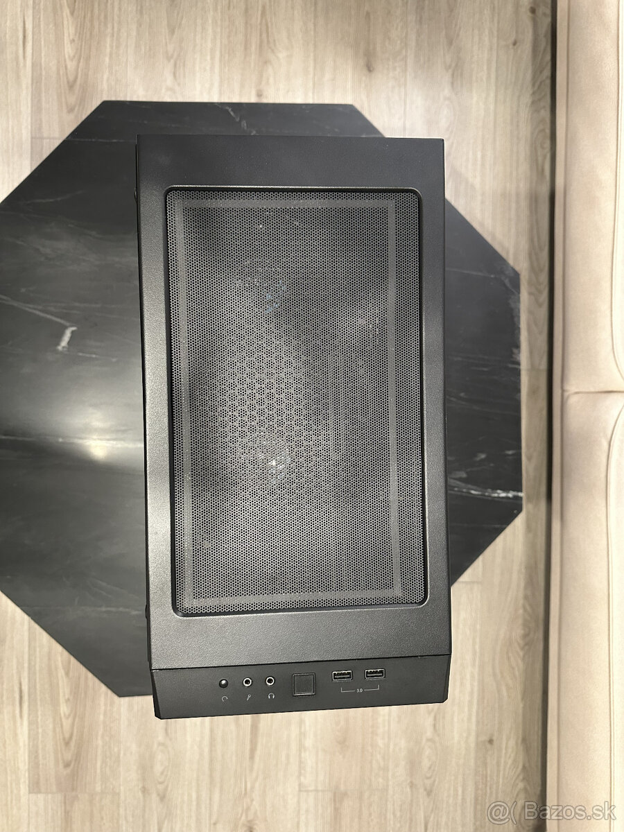 Herný PC - i7 9700K, RTX 2080, 16GB DDR4 RAM, 1TB SSD, 650W - 9