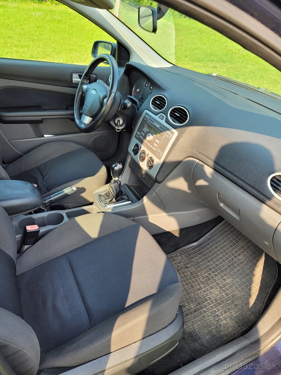 Ford Focus kombi - 9
