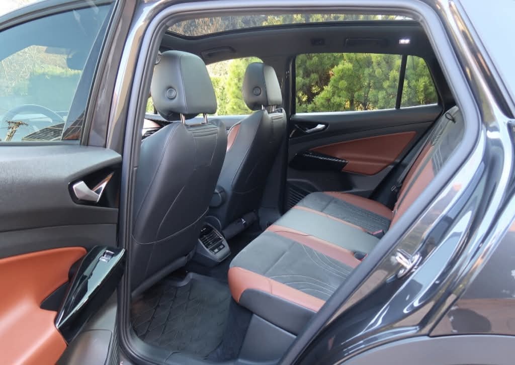 ID.4 Pro Performance 82kWH Ťažné - 9