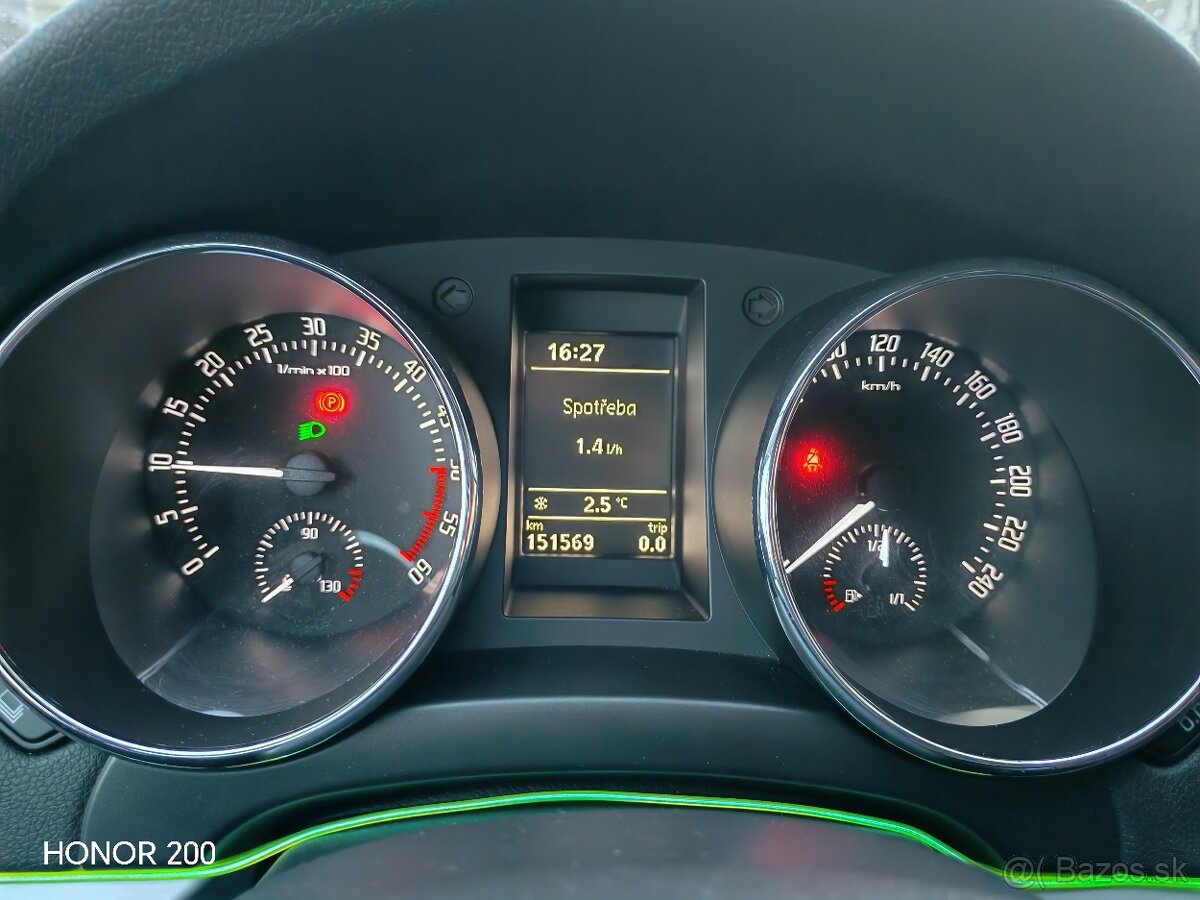 Škoda Yeti 2.0tdi 4x4 MONT BLANK - 9