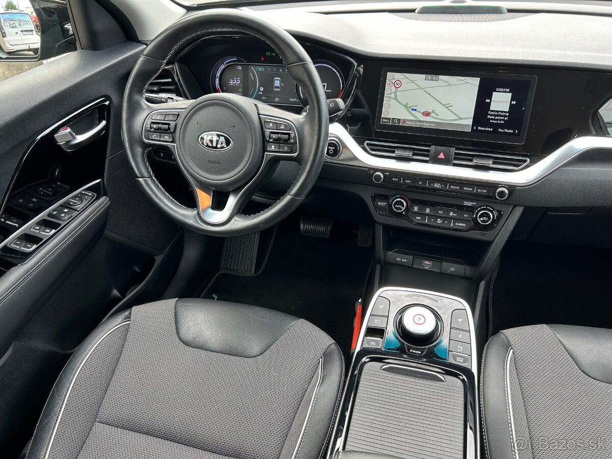 Kia Niro EV 64 kWh Gold facelift - 9