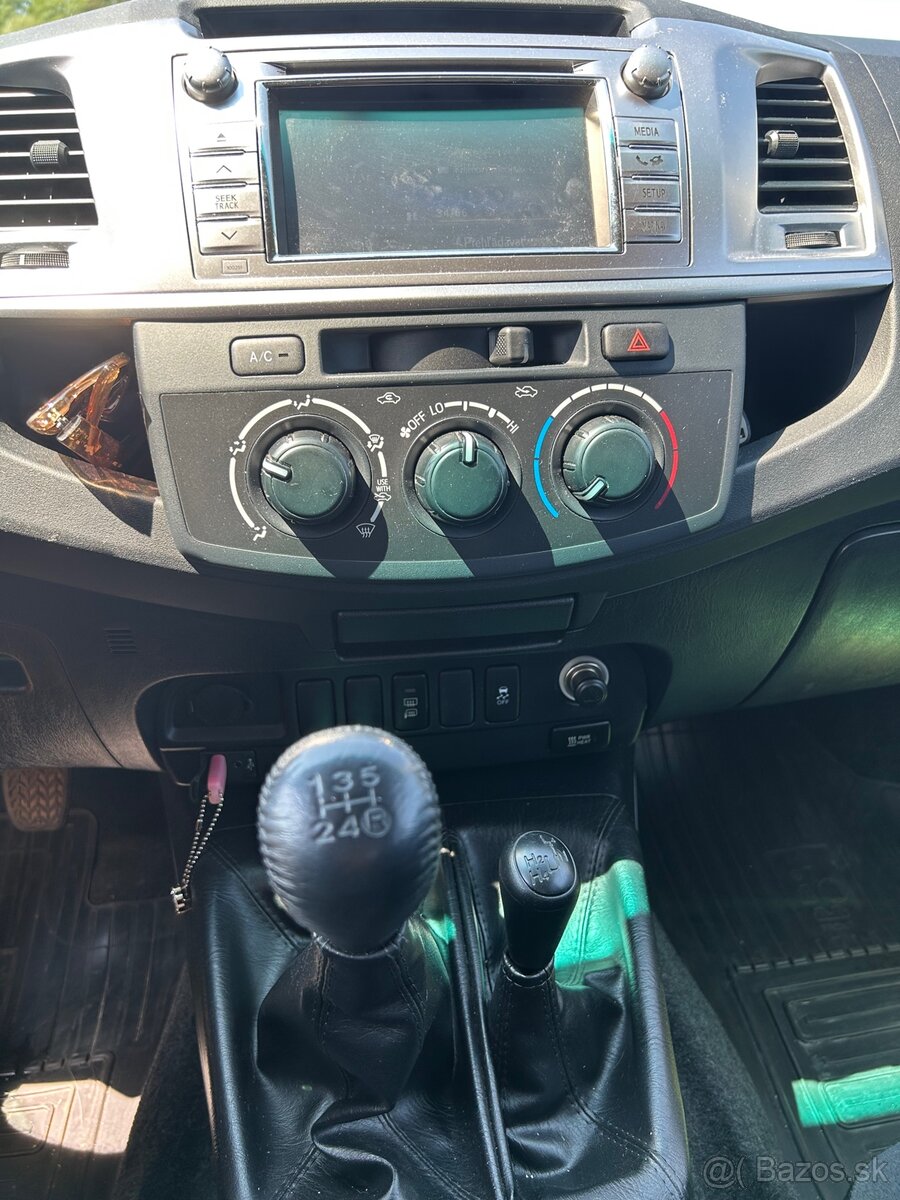 Toyota Hilux 2,5 - 9
