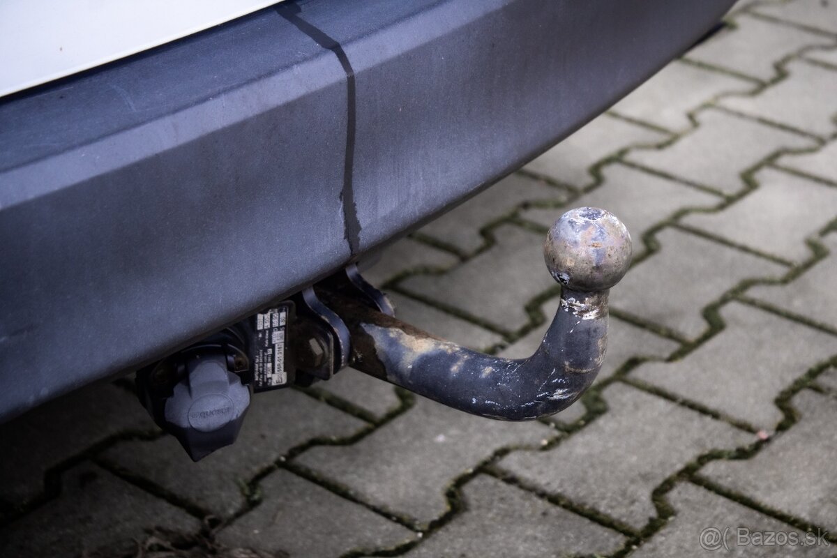 Toyota RAV4 2.0 111kw MT/6 4x4 2013 / Kúpené na Slovensku - 9