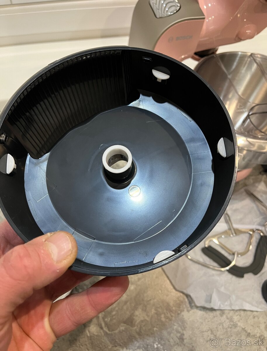 Bosch MUM 58NP60 1000w kuchynský robot - 9