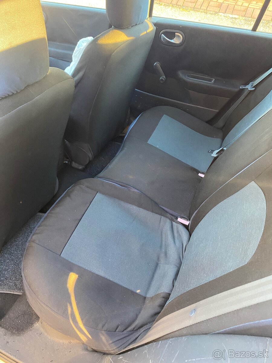 Predám Renaulr Megane ll. 1,6 benzin - 9