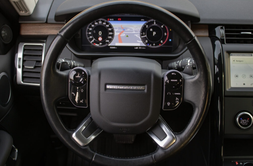 Land Rover Discovery 3.0 SDV6 SE - 9