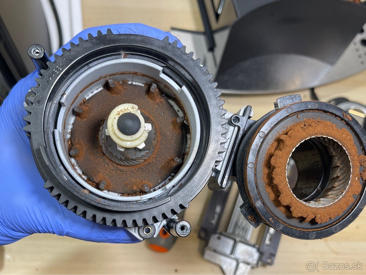 Servis Jura automatických kávovarov - 9