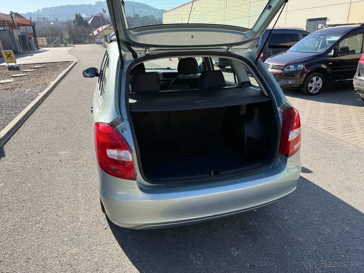 ► ŠKODA FABIA 1,4 AMBIENTE - 63 KW, TOP KM ◄ - 9