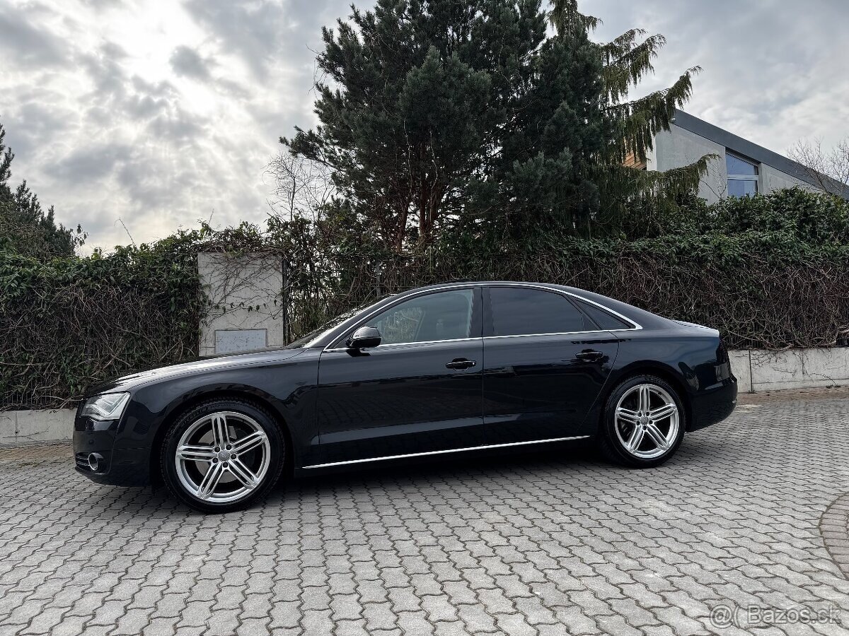 Audi A8,3.0tdi,250ps,model 2013,max vybava,alu 20,pekna - 9