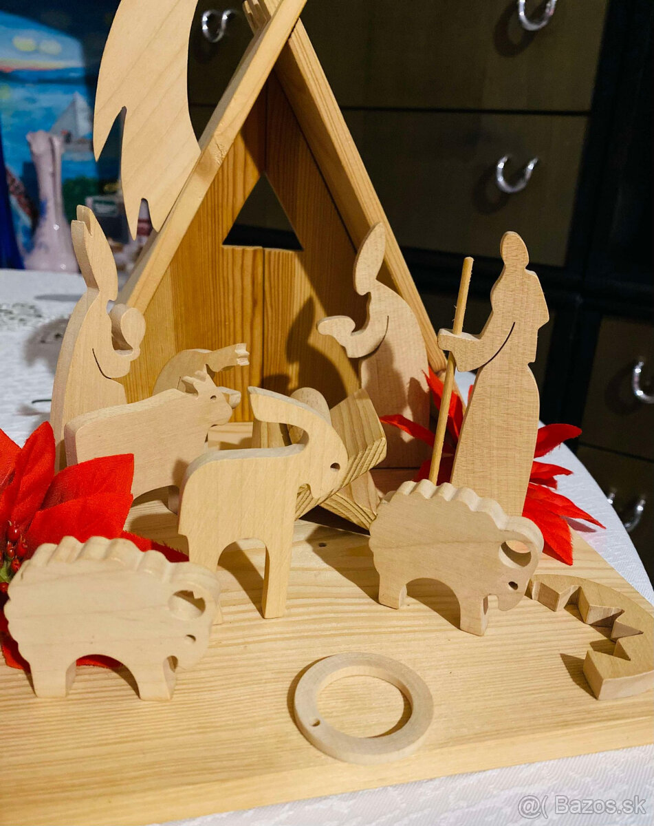 starý drevený betlehém - 9