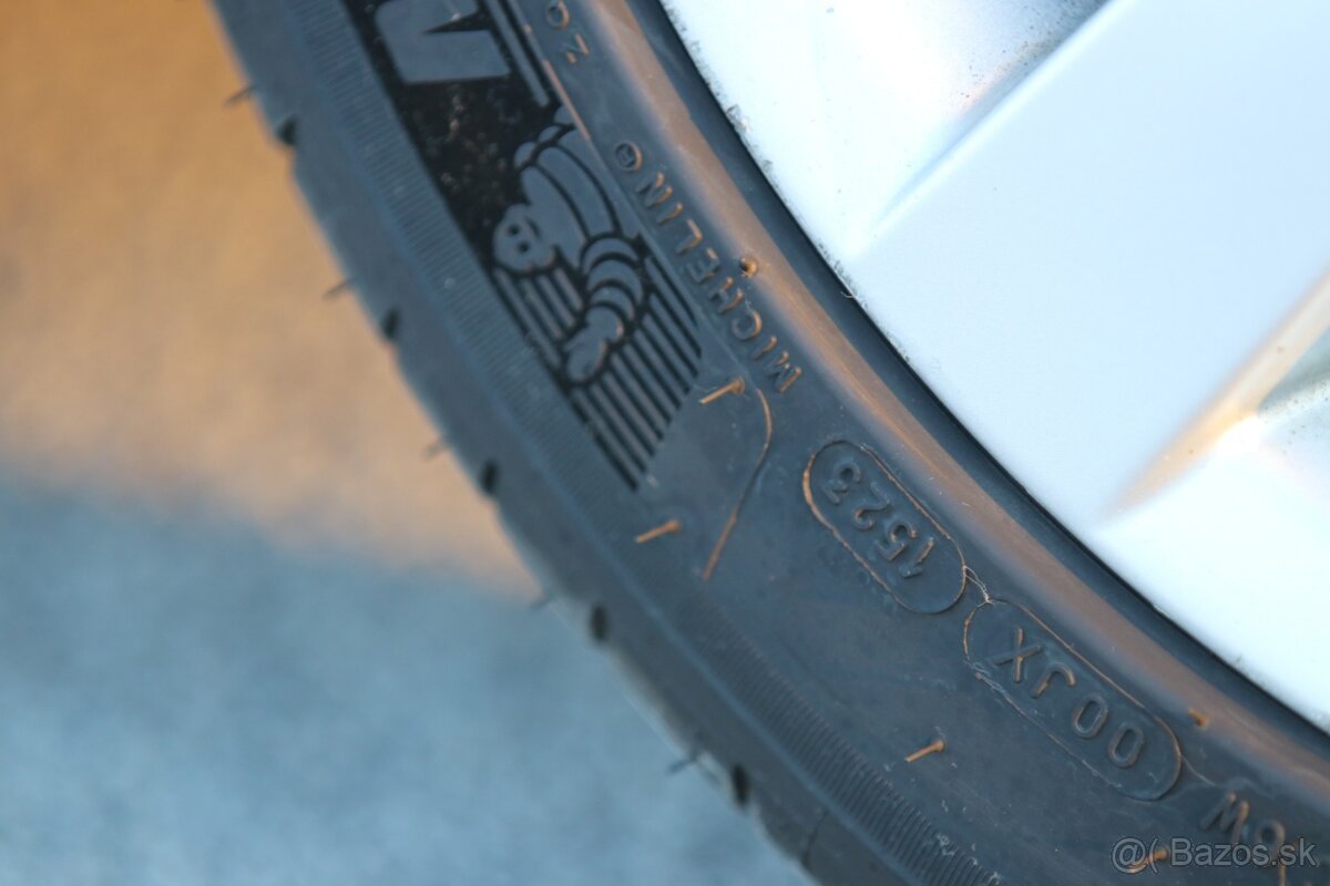 BMW E90 330xd 170kw - 9