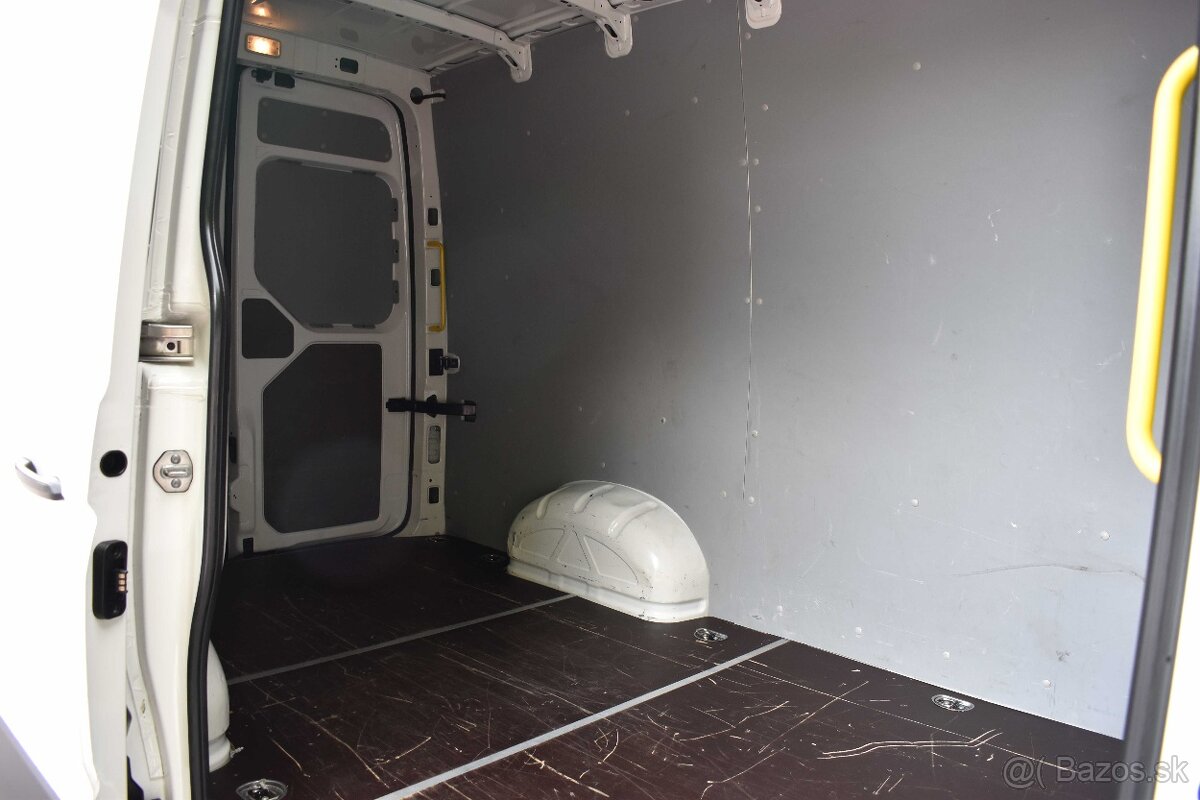 Volkswagen Crafter, 2.0TDI.L2H2.KAMERA.DPH.123tKM - 9