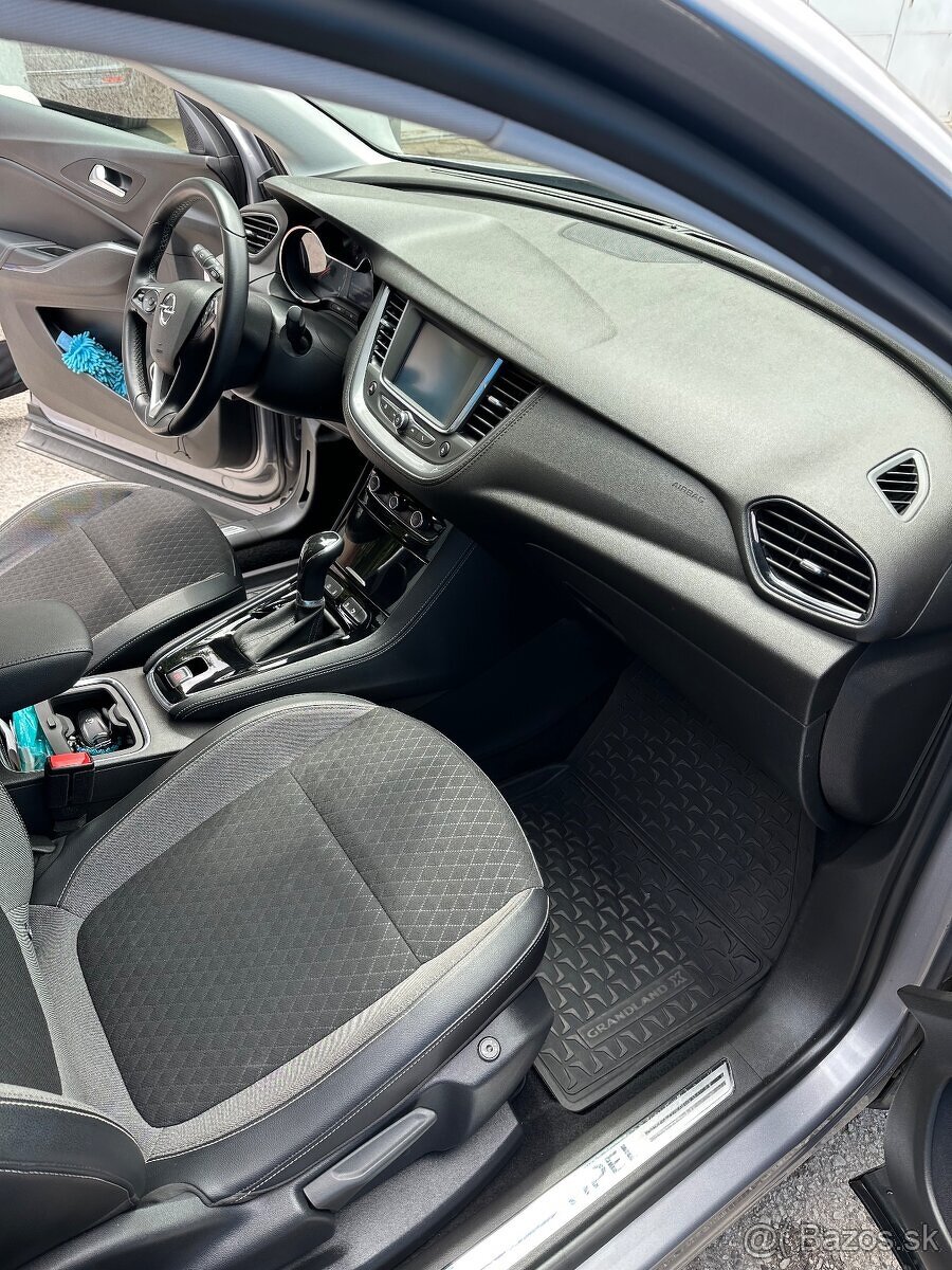 Opel Grandland X 1.2 Turbo 96 kW – Automat - 9