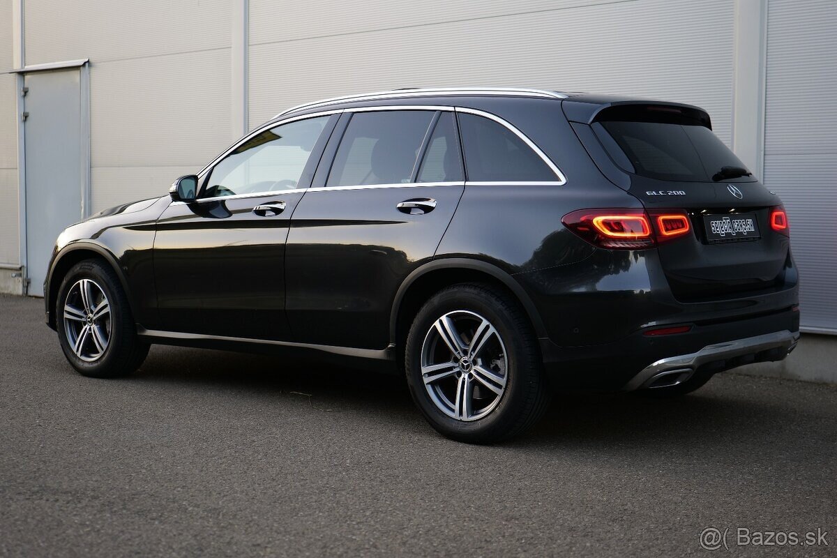 Mercedes GLC 200 SPORT benzin 4matic pano burmester multibea - 9