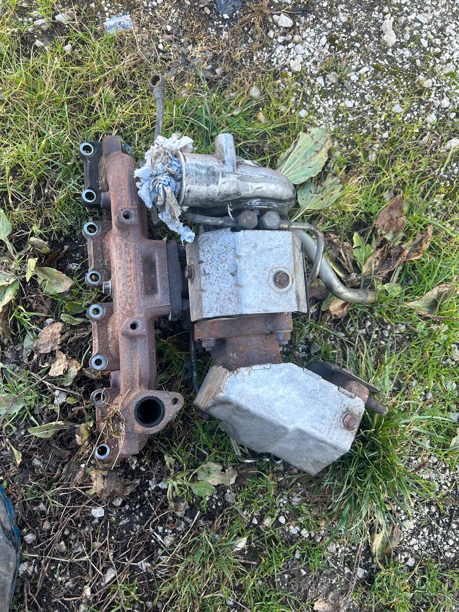 Rozpredám motor 3.2 DID - 9