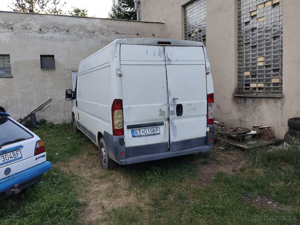 predám dve dodávky Citroen Jumper 2,2 - 9