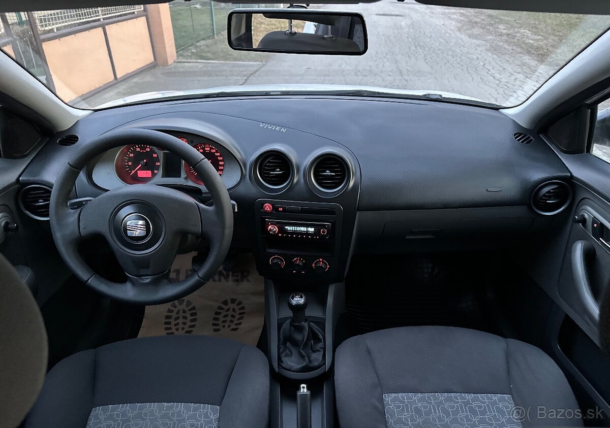 Seat Ibiza 1.2i 12V 64ps • Facelift • 131.000km • - 9