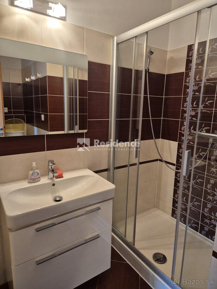 2 - izbový byt v centre na prenájom - 9