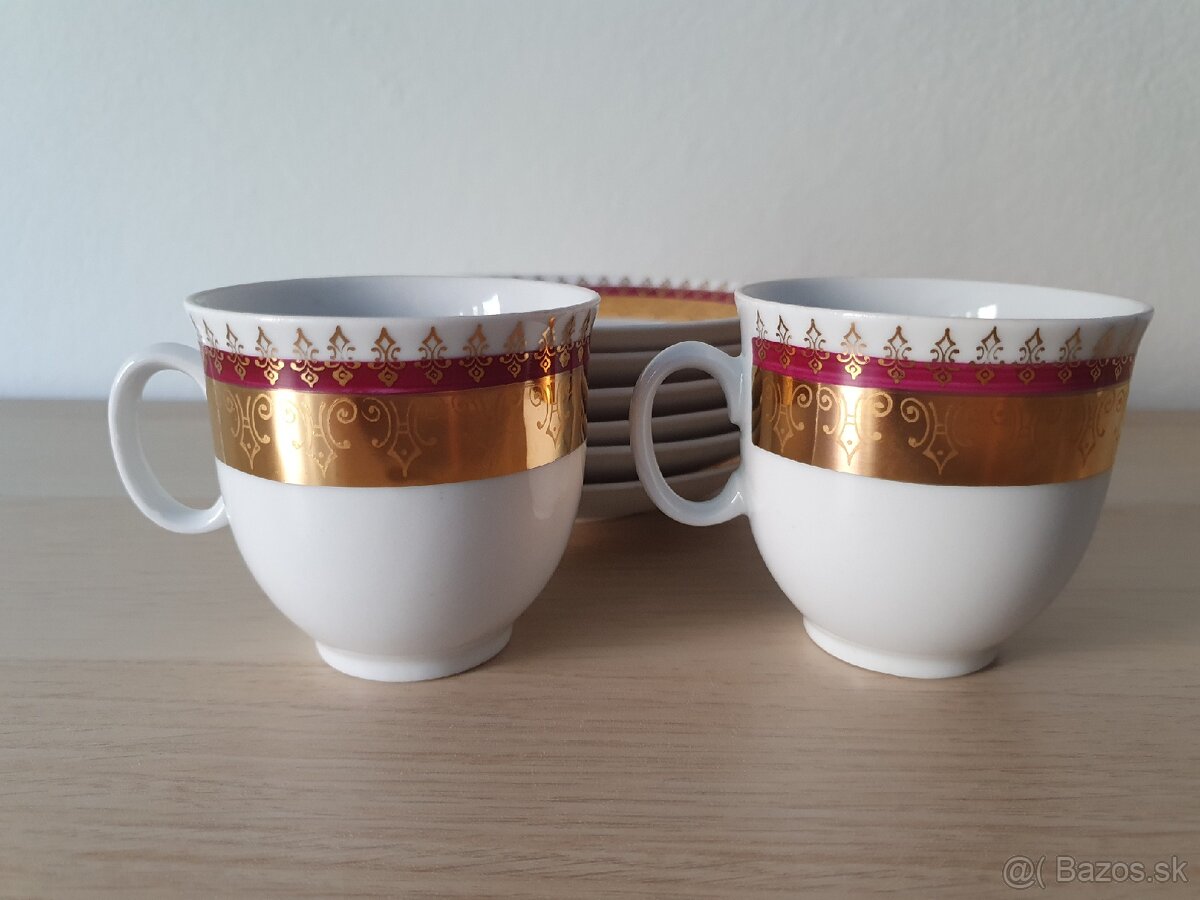 Porcelánové šálky s tanierikmi - súprava - 9