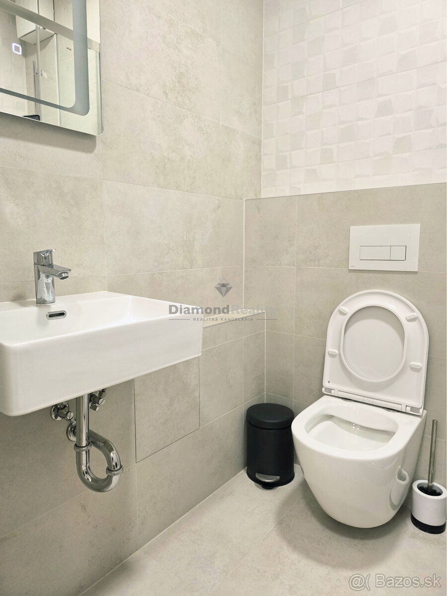 PREDANÝ - Na predaj pekný 2 izbový byt na ulici Krivá, Košic - 9