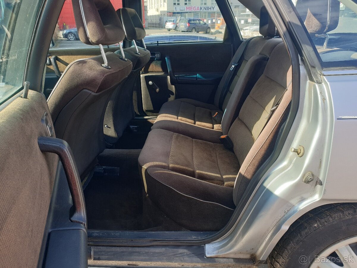 Audi 100 c3 doutník sedan 5V 2.3 benzín - 9