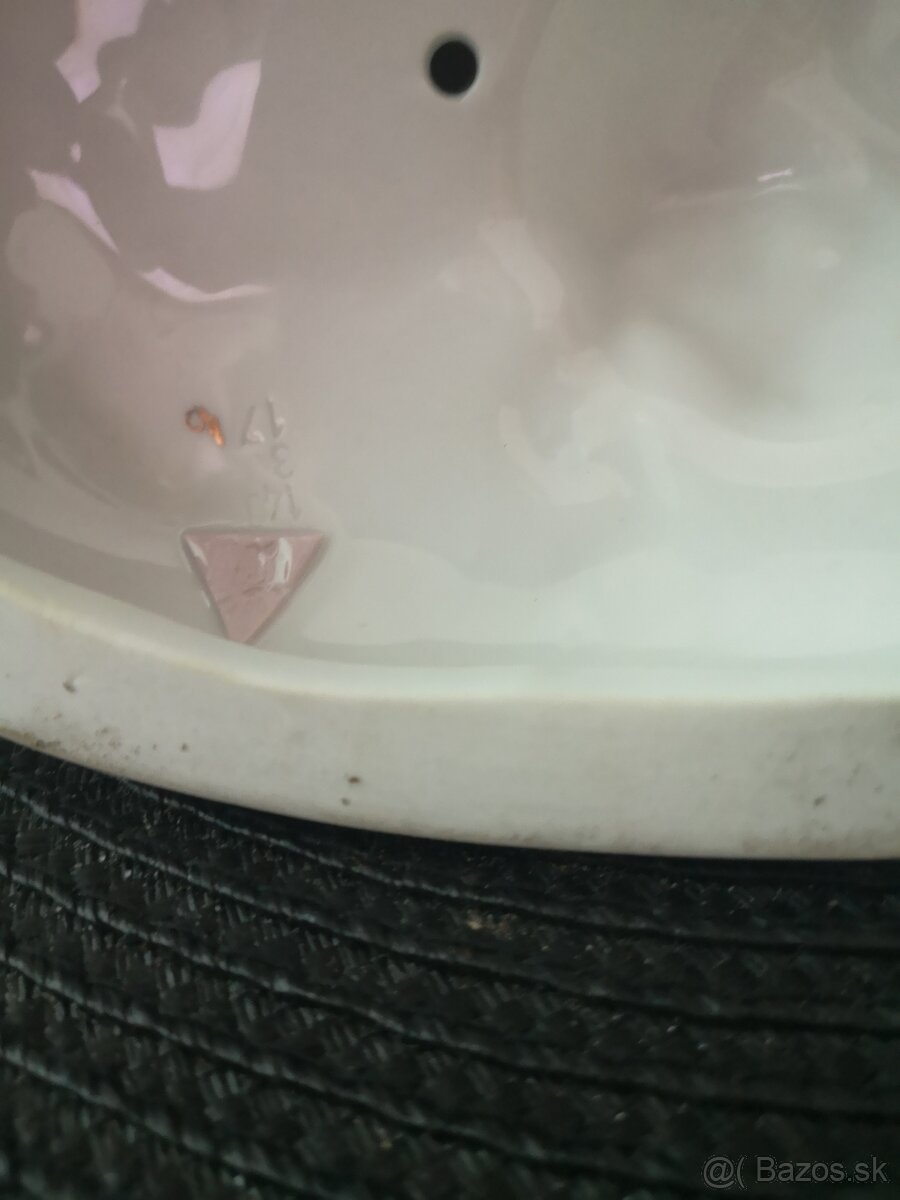 porcelánová soška Dux - 9