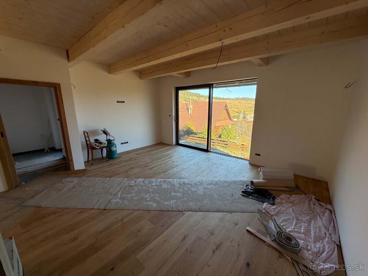 Novostavba chaty s nádherným výhľadom–Malé Borové,okres LM - 9