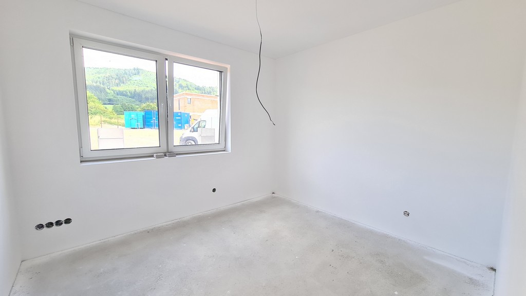 Predáme 4+kk bungalov, Žilina-Varín - ROZBEHOV, R2 SK. - 9