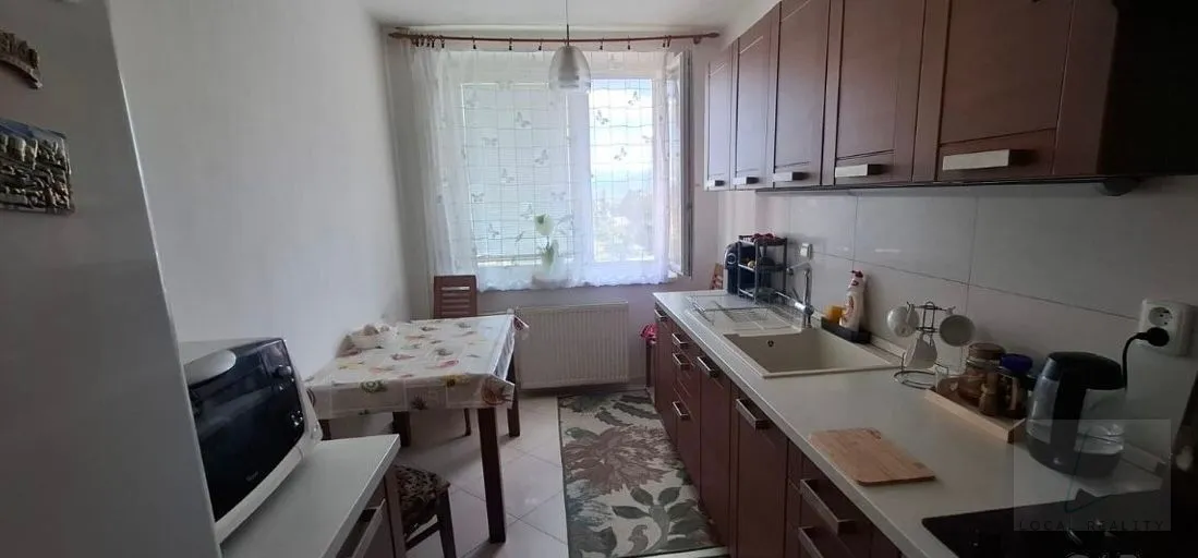 Na prenájom - priestranný 3-izbový byt Nové Mesto nad Váhom - 9