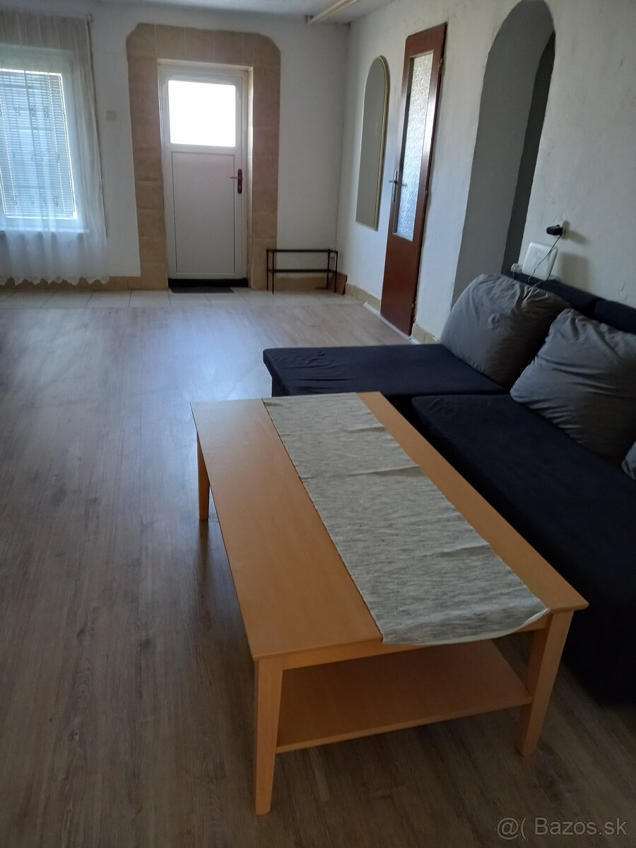 Prenajmem - 9