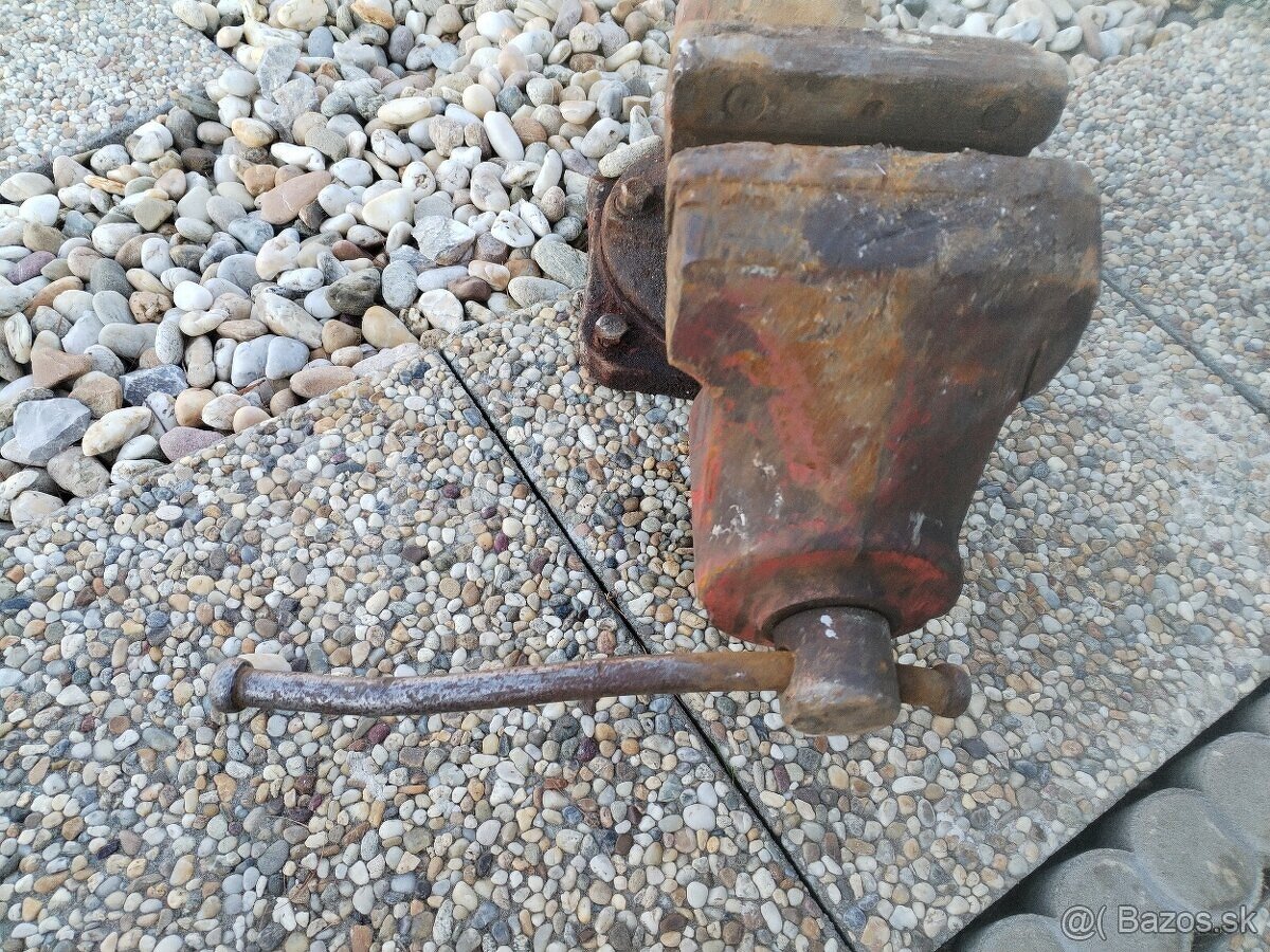 Zverák YORK 150 - 9