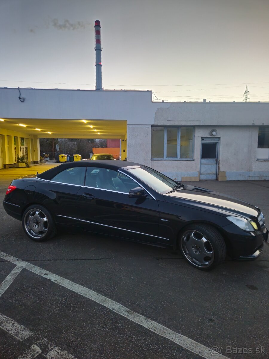 mercedes e200cgi cabrio automat 08/2010 - 9