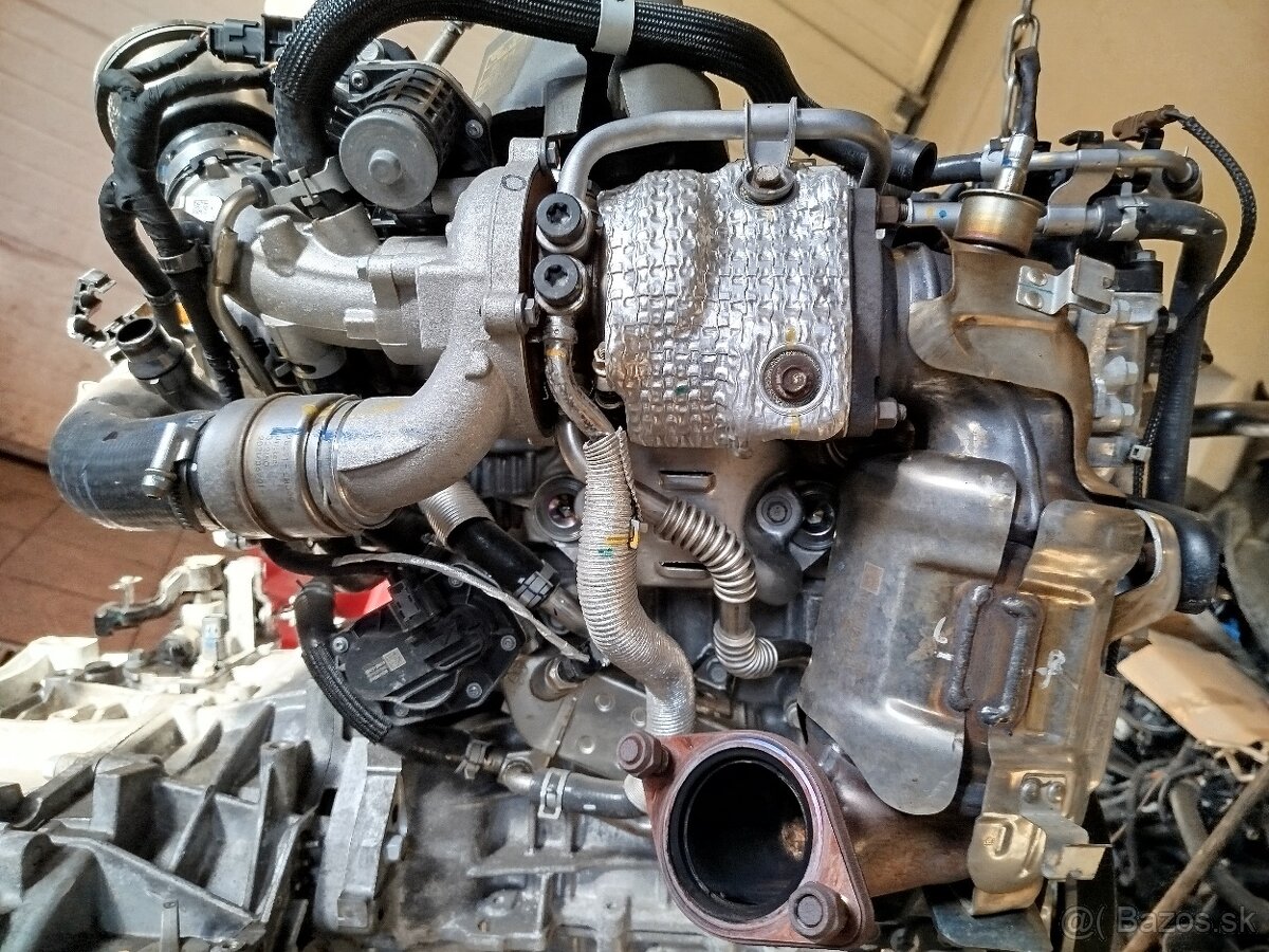 Rozpredám Hyundai tucson NX4 1,6tgdi - 9